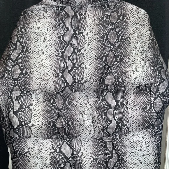 Python Print Coat - Picture 4 of 8
